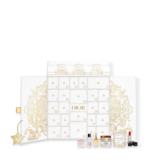 Dior Advent Calendar: Le 30 Montaigne .